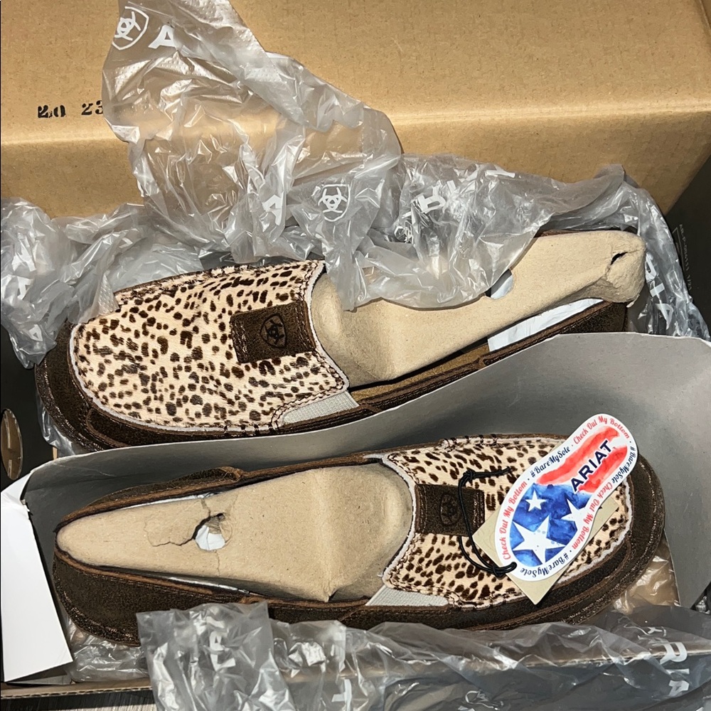 Ariat Cruiser Women’s Vintage Bomber / Cheetah